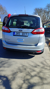 Ford grand c max (3 foto / 5)