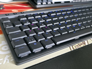 Logitech G515 TKL Lightspeed (3 фото из 6)