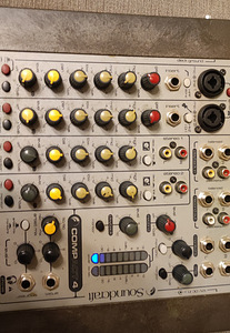 Soundcraft compact 4 mixer (4 foto / 4)