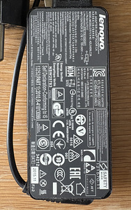 Lenovo Thinkpad Pro dokk koos laadijaga (2 foto / 5)