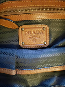 Vintage Prada käekott (2 foto / 4)