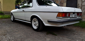 Mercedes-Benz 230 2.3 M102.980 100кВт (4 фото из 8)