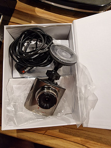 Pardakaamera XBLITZ P100 (7 foto / 7)