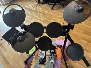 Yamaha DTX 430k elektritrummid (1 foto / 4)