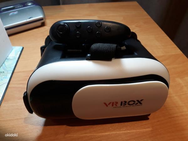 VR очки и пульт (фото #1)