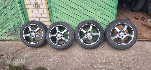 Valuveljed Toyota jaoks 5 avaga.