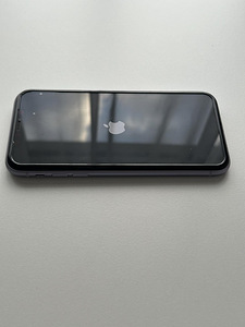 iPhone 11, 64 ГБ (3 фото из 5)