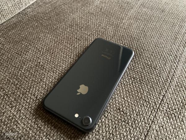 iPhone 8 64GB (foto #7)