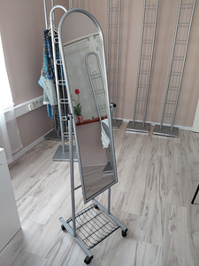 Peegel ratastel (1 foto / 6)