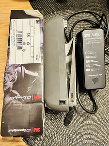 3M Adflo li-ion battery + charger for speedglass (3 foto / 4)