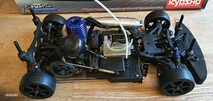 KYOSHO NISSAN SKYLINE Z GP 1:10 TWO GEAR NIRTO V-ONES S3 (4 foto / 6)