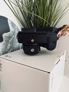 Камера Nikon Z6 + адаптер FTZ (6 фото из 7)