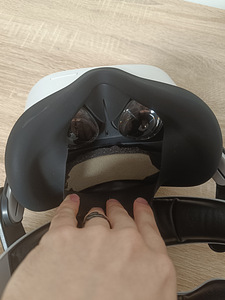 Meta Quest 2 (64GB) + Headstrap/lisad + 5m juhe (5 foto / 5)