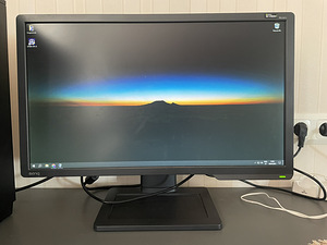 PC i5 6600k Nvidia GTX1070 (1 foto / 2)