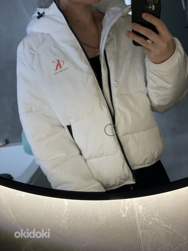 Новая куртка Calvin Klein размер M