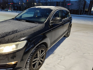 Audi q7 3.0tdi (2 foto / 14)