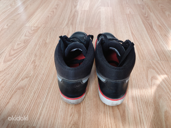 Кроссовки Nike 38 (фото #4)