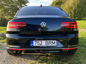 Volkswagen Passat 1.8 132kW (4 foto / 12)