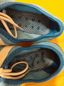 Кроссовки adidas (6 фото из 10)