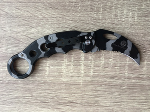 SMITH & WESSON EXTREME OPS KARAMBIT 32c (1 foto / 2)