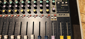 Soundcraft efx8 (4 foto / 7)