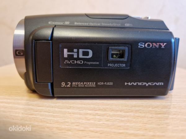 Sony HDR-PJ620 видеокамера