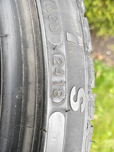 Maxxis 225/40/18 M+S (3 фото из 3)