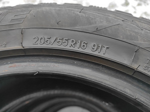 Toyo Tires 205/55/16: 7mm (5 foto / 5)