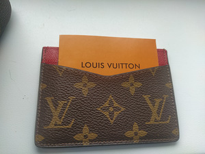 Naiste käekott. Louis Vuitton. (2 foto / 4)
