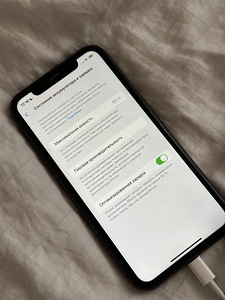 iPhone XS 64 GB, Valge (3 foto / 3)