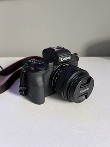 Canon EOS M50 + EF-M 15-45mm