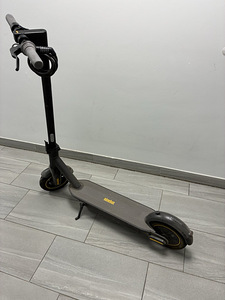 Ninebot Max G30 (1 фото из 2)