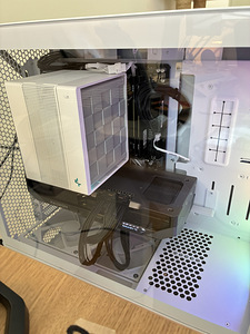 Mänguarvuti AMD 7600X, Radeon RX 9070 XT 16 GB, 32GB DDR5 (2 foto / 2)