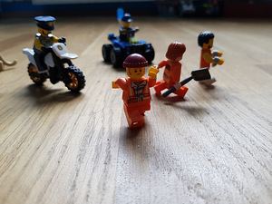 Lego - vangide püüdmine (2 foto / 4)