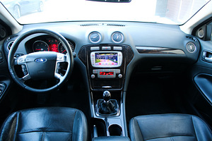 2010 Ford Mondeo 2.0tdci (13 foto / 15)