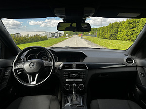 Mercedes-Benz C180d 2011 Автомат (7 фото из 10)