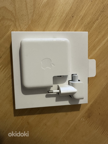 Apple 61W USB-C Power Adapter (foto #1)