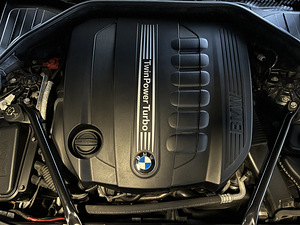 BMW F01 740d (9 foto / 15)