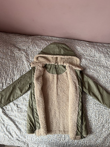 Зимняя куртка-17€ / Talvejakk surus 128.