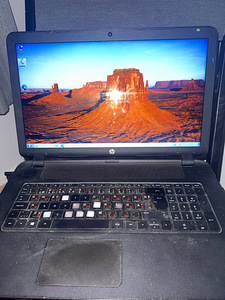 Ноутбук HP для базового использования (1 фото из 2)