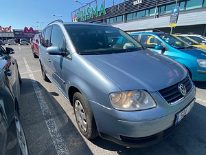 Volkswagen Touran 2.0 103kw 2006 (2 foto / 4)