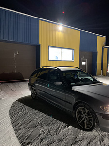 BMW 330d 150kw мануал (8 фото из 8)