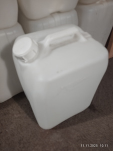 30 l paksud kanistrid. (2 foto / 5)