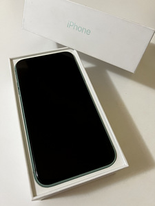 iPhone 11 64 ГБ Зеленый (1 фото из 4)