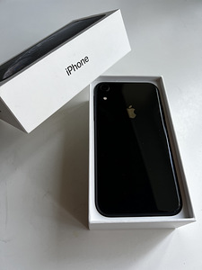 iPhone XR 64GB Black (3 foto / 3)
