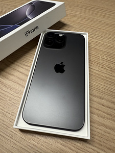 iPhone 16 Pro Max 256GB Black Titanium (1 foto / 3)