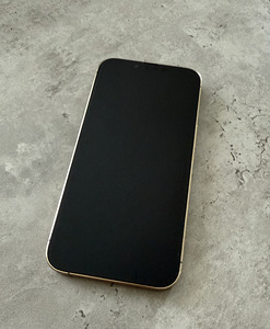 iPhone 13 Pro 128GB Gold (1 foto / 4)