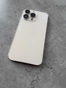 iPhone 13 Pro 256GB Gold (1 foto / 4)