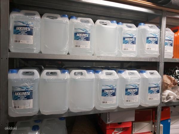 Дистиллированная вода / аккумуляторная вода (фото #1)