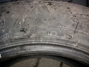 235/60 R18 (2 foto / 6)